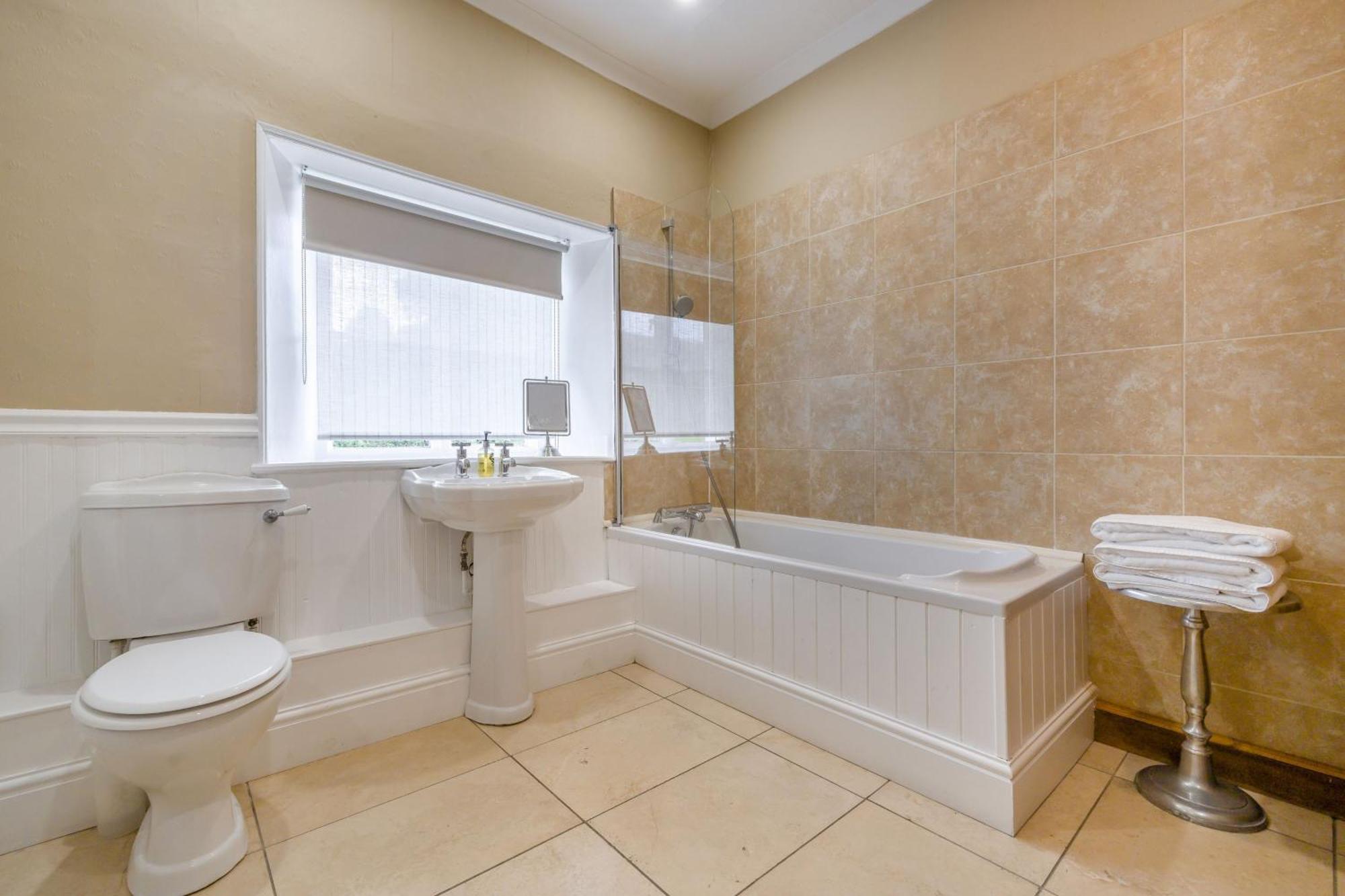 Bannerrigg Villa Windermere Bagian luar foto
